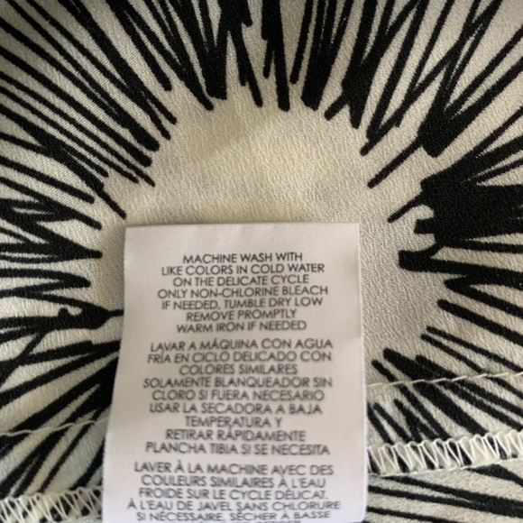 CAbi sleeveless black white blouse, Size S, EUC - Picture 4 of 4